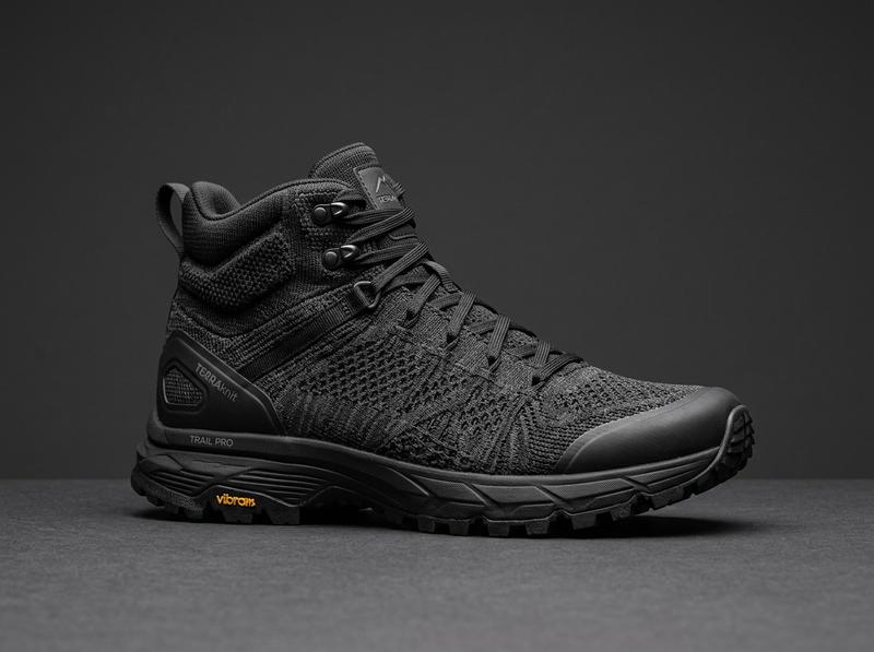 AERIS Alpine Obsidian Charcoal Hiking Boot